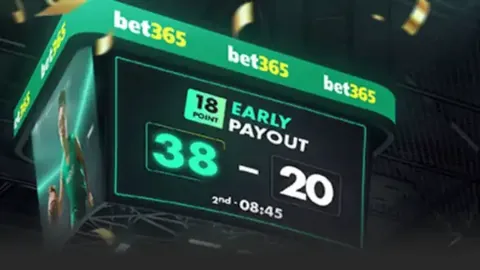 范可新连续3次深情吻冰，2025年佳话再现